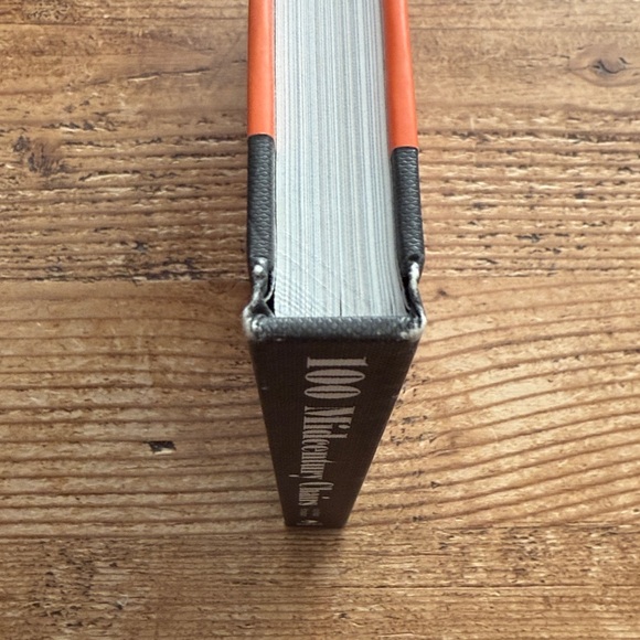 100 Midcentury Chairs Book - Picture 4 of 12